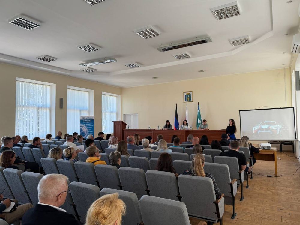 Борис Трима: 22 мая 2025 года в Администрации Мангушского муниципального округа состоялась рабочая встреча с представителями малого и среднего туристического бизнеса на тему «Развитие туристической сферы Донецкой Народной... Борис Трима: 22 мая 2025 года в Администрации Мангушского муниципального округа состоялась рабочая встреча с представителями малого и среднего туристического бизнеса на тему «Развитие туристической сферы Донецкой Народной...