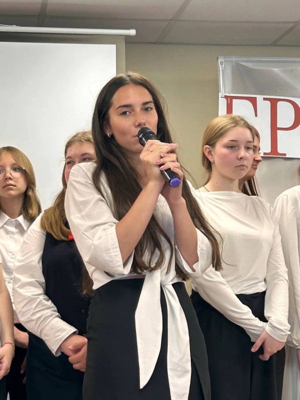 Завершился Чемпионат по брейн-рингу среди обучающихся школ Мангушского муниципального округа Завершился Чемпионат по брейн-рингу среди обучающихся школ Мангушского муниципального округа