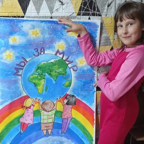 В Снежном прошли просветительские мероприятия для молодежи В Снежном прошли просветительские мероприятия для молодежи