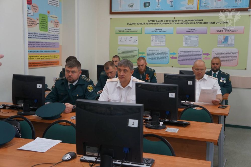 Таможенники-участники СВО прошли повышение квалификации в Ростовском филиале РТА Таможенники-участники СВО прошли повышение квалификации в Ростовском филиале РТА