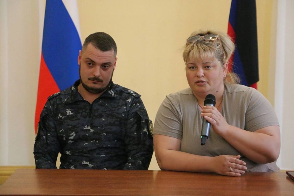 23 мая Харцызский городской Дворец культуры наполнился особым духом патриотизма и единения 23 мая Харцызский городской Дворец культуры наполнился особым духом патриотизма и единения