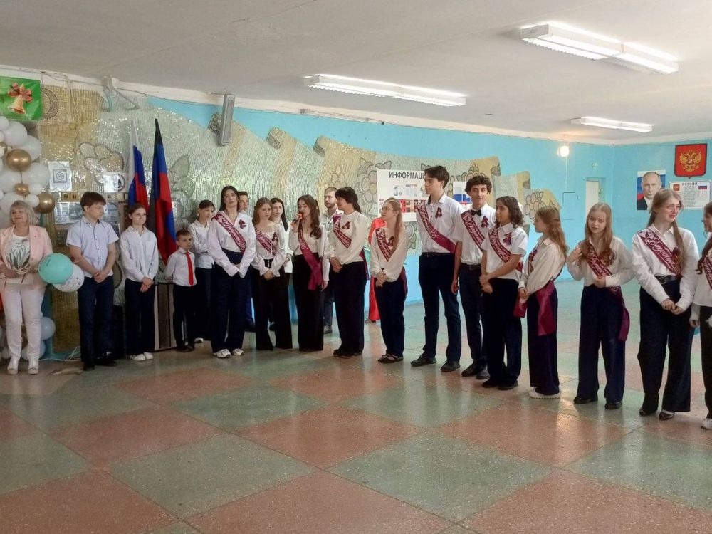 Юрий Будрин: Сегодня, 24 мая 2025 года, в школах Кировского района города Донецка прошло торжественное мероприятие - Последний звонок! Юрий Будрин: Сегодня, 24 мая 2025 года, в школах Кировского района города Донецка прошло торжественное мероприятие - Последний звонок!