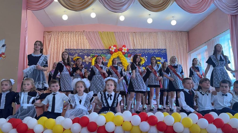 «ПОСЛЕДНИЙ ЗВОНОК - 2025» В ПЯТОЙ ШКОЛЕ «ПОСЛЕДНИЙ ЗВОНОК - 2025» В ПЯТОЙ ШКОЛЕ