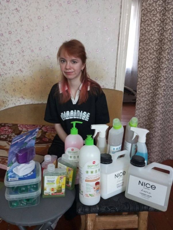 "...Когда человек протягивает руку, чтобы помочь другому, он прикасается к лику Божества" Уолт Уитмен "...Когда человек протягивает руку, чтобы помочь другому, он прикасается к лику Божества" Уолт Уитмен