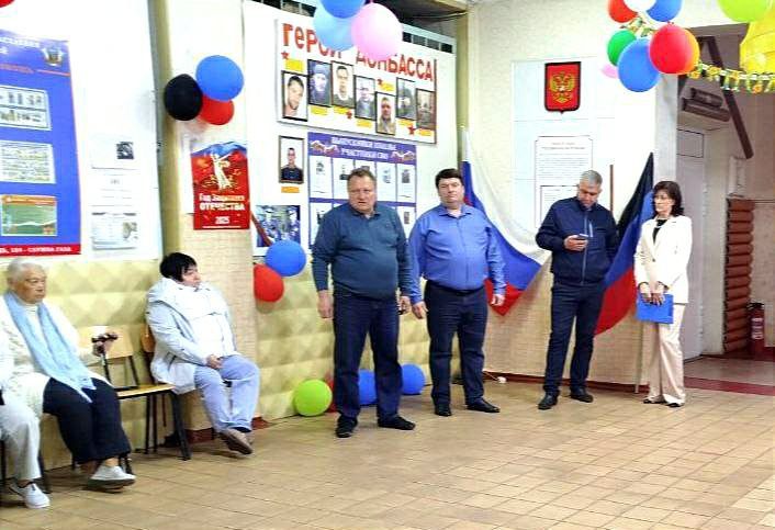 ВСТРЕЧИ С ТРУДОВЫМИ КОЛЛЕКТИВАМИ ВСТРЕЧИ С ТРУДОВЫМИ КОЛЛЕКТИВАМИ