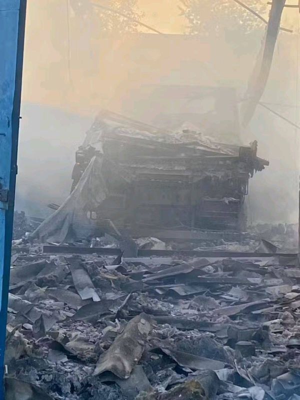 12 Гераней атаковали сегодня ночью цели в районе промзоны в Славянске 12 Гераней атаковали сегодня ночью цели в районе промзоны в Славянске