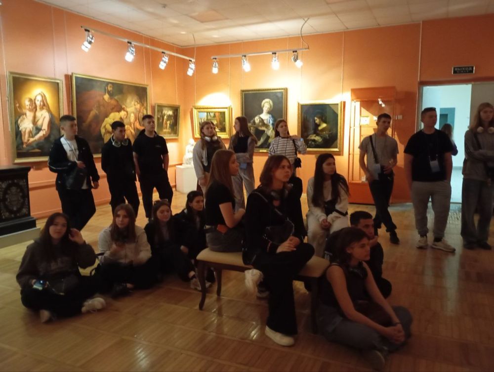 Володарским школьникам выпала «Культурная карта» Володарским школьникам выпала «Культурная карта»