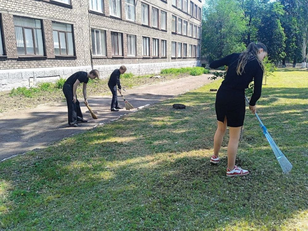 Участие школьников в проекте «Чистая страна» Участие школьников в проекте «Чистая страна»