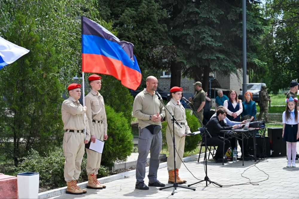 В Ясиноватой состоялось открытие памятника Герою Донецкой Народной Республики, командиру отдельного гвардейского разведывательного батальона «Спарта» Владимиру Артемовичу Жоге В Ясиноватой состоялось открытие памятника Герою Донецкой Народной Республики, командиру отдельного гвардейского разведывательного батальона «Спарта» Владимиру Артемовичу Жоге