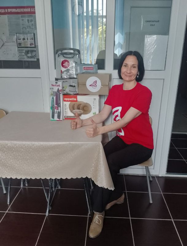 В Мелитопольском локомотивном депо Мелитополь-Херсонского филиала ФГУП «ЖДН» первичная профсоюзная организация РОСПРОФЖЕЛ продолжает улучшать условия труда и отдыха сотрудников В Мелитопольском локомотивном депо Мелитополь-Херсонского филиала ФГУП «ЖДН» первичная профсоюзная организация РОСПРОФЖЕЛ продолжает улучшать условия труда и отдыха сотрудников