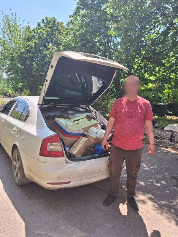 // Приехали ребята из нашей многострадальной Горловки, из мед.роты // Приехали ребята из нашей многострадальной Горловки, из мед.роты