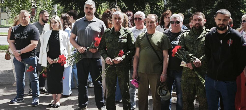 Алексей Дорофеев: 26 мая — особая, трагическая дата в истории Донбасса Алексей Дорофеев: 26 мая — особая, трагическая дата в истории Донбасса