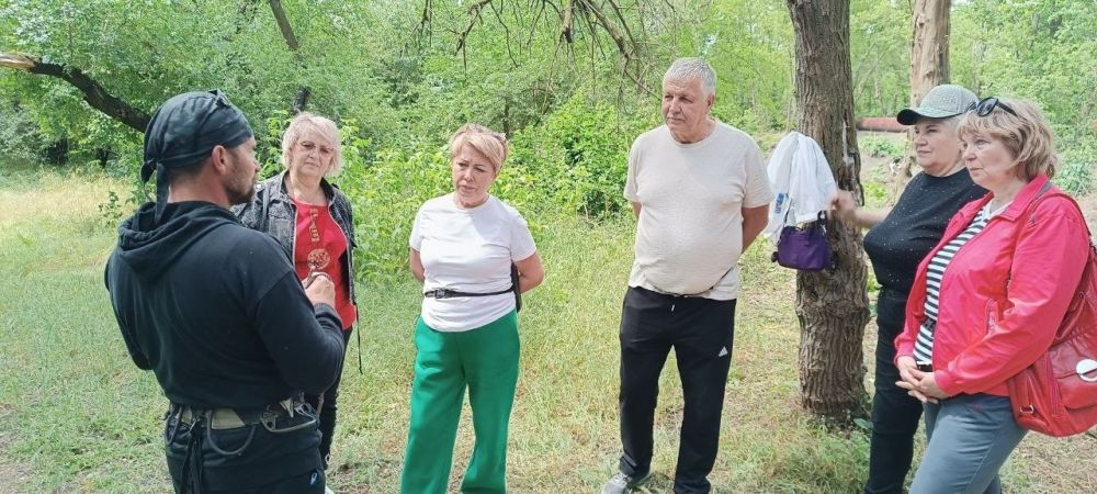 Из жизни туриста.... 27 мая, в рамках сетевого взаимодействия, туристы и педагоги Центра туризма показали мастер - класс по установке бивака, вязанию туристических узлов и спортивному туризму Из жизни туриста.... 27 мая, в рамках сетевого взаимодействия, туристы и педагоги Центра туризма показали мастер - класс по установке бивака, вязанию туристических узлов и спортивному туризму