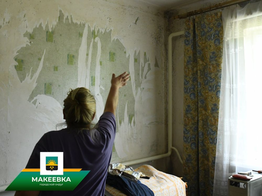 Первый замглавы Макеевки Юлия Иванова встретилась с жителями дома 5 по улице Уваровской в Червоногвардейском районе Первый замглавы Макеевки Юлия Иванова встретилась с жителями дома 5 по улице Уваровской в Червоногвардейском районе