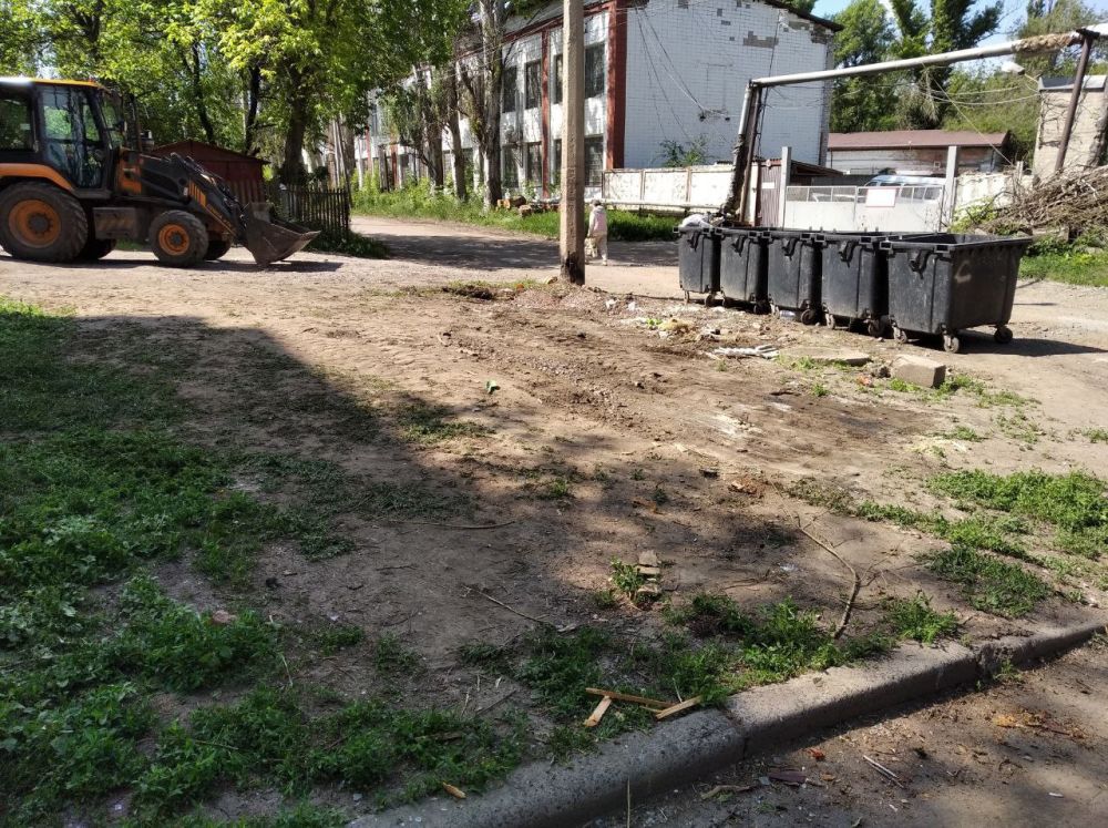 Василий Ткачук: В период с 14.05.2025 по 27.05.2025 при содействии Управы Калининского внутригородского района Администрации городского округа Донецк, региональным предприятием - перевозчиком ГУП ДНР "ДОНСНАБКОМПЛЕКТ"... Василий Ткачук: В период с 14.05.2025 по 27.05.2025 при содействии Управы Калининского внутригородского района Администрации городского округа Донецк, региональным предприятием - перевозчиком ГУП ДНР "ДОНСНАБКОМПЛЕКТ"...