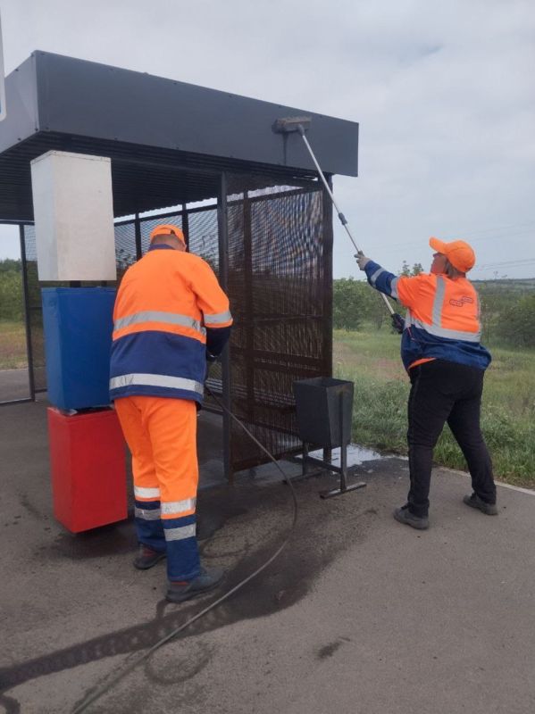 Дорожники под контролем ГКУ "Служба автомобильных дорог Донбасса" продолжают работы по ликвидации ямочности на межмуниципальных дорогах Дорожники под контролем ГКУ "Служба автомобильных дорог Донбасса" продолжают работы по ликвидации ямочности на межмуниципальных дорогах