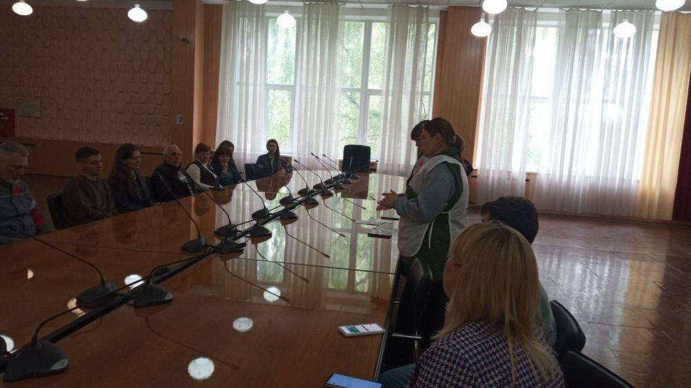 В рамках партийного проекта «Городская среда» была проведена акция, направленная на содействие в проведении голосовании по выбору объектов на благоустройство на территории городского округа Харцызск В рамках партийного проекта «Городская среда» была проведена акция, направленная на содействие в проведении голосовании по выбору объектов на благоустройство на территории городского округа Харцызск