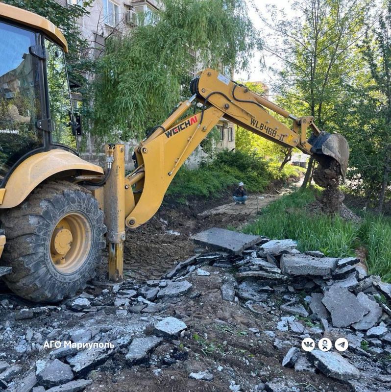 Санкт-Петербург продолжает восстановительные работы в Мариуполе Санкт-Петербург продолжает восстановительные работы в Мариуполе