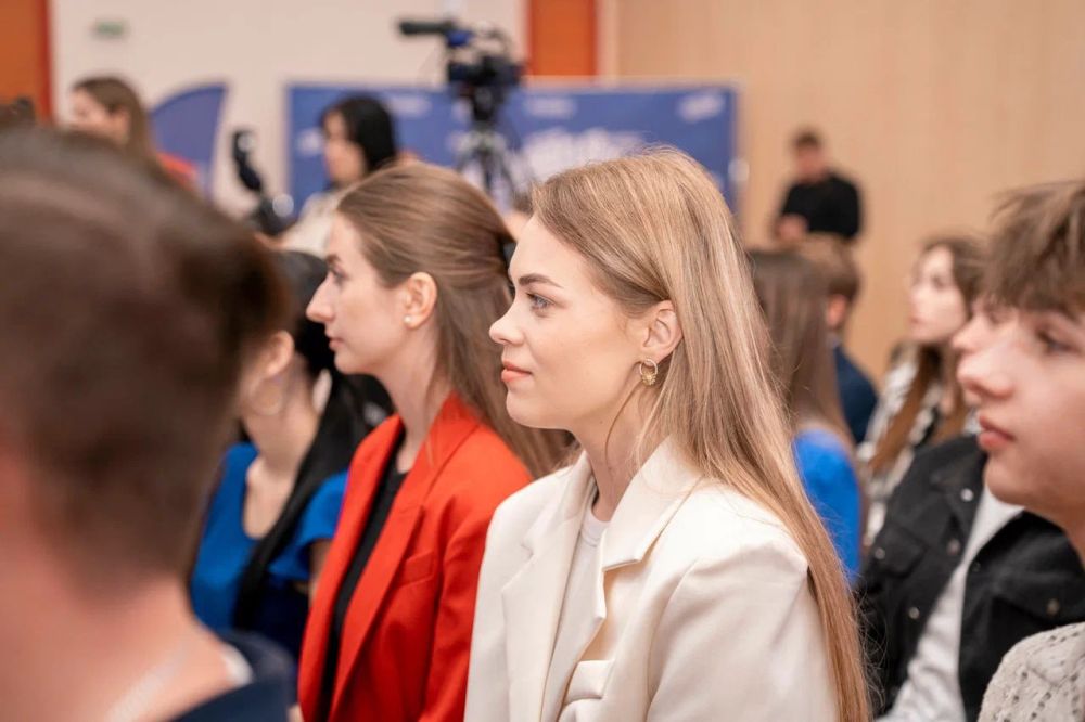 В столице ДНР стартовал федеральный проект «ПолитЗавод», в рамках которого планируется пополнить кадровый состав республиканских органов власти В столице ДНР стартовал федеральный проект «ПолитЗавод», в рамках которого планируется пополнить кадровый состав республиканских органов власти