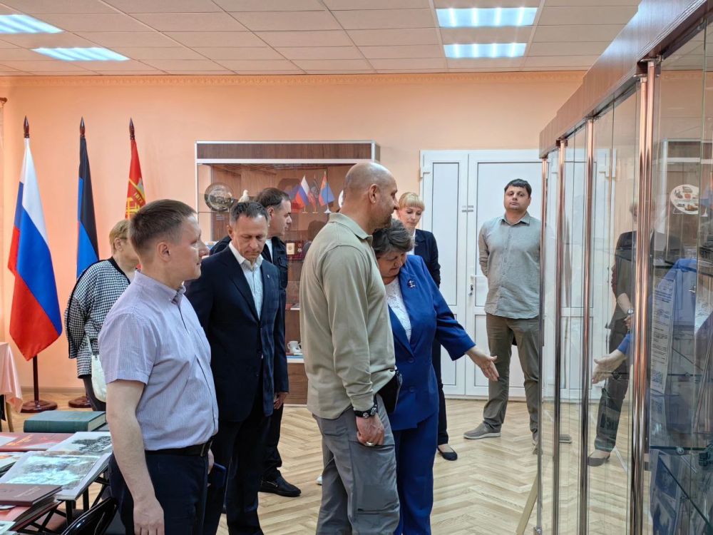 Музей Ясиноватой пополнят экспонаты из легендарной "Спарты" Музей Ясиноватой пополнят экспонаты из легендарной "Спарты"