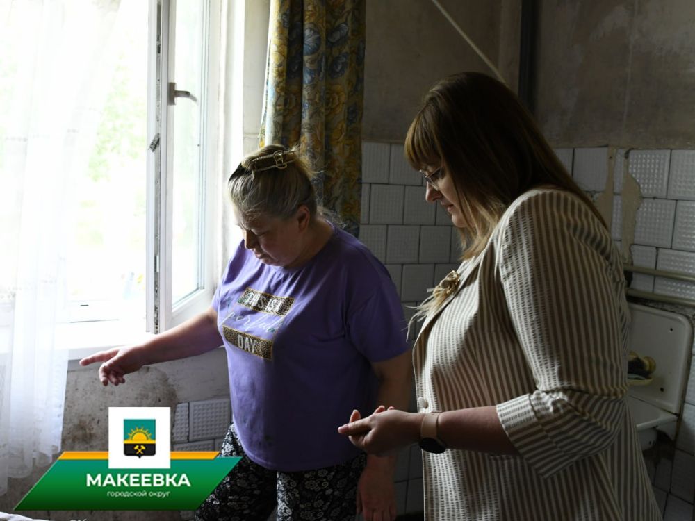 Первый замглавы Макеевки Юлия Иванова встретилась с жителями дома 5 по улице Уваровской в Червоногвардейском районе Первый замглавы Макеевки Юлия Иванова встретилась с жителями дома 5 по улице Уваровской в Червоногвардейском районе