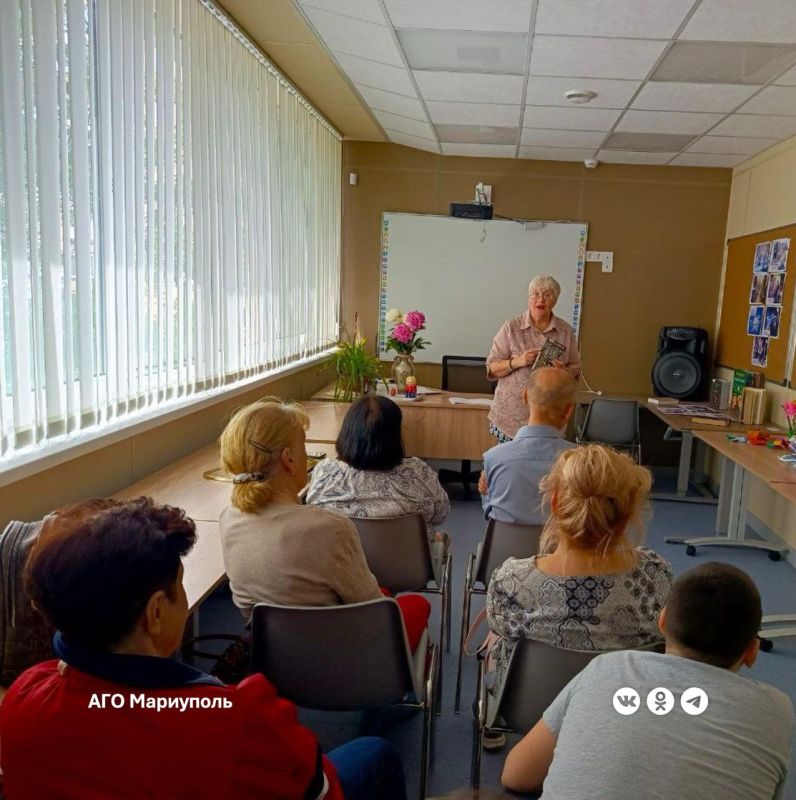 Подопечные Жовтневого терцентра побывали на литературном вечере Подопечные Жовтневого терцентра побывали на литературном вечере