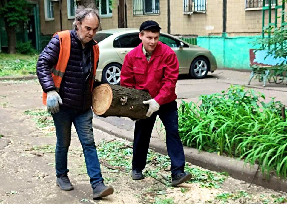 Иван Адамец: Коммунальные службы Куйбышевского района устраняют последствия непогоды Иван Адамец: Коммунальные службы Куйбышевского района устраняют последствия непогоды