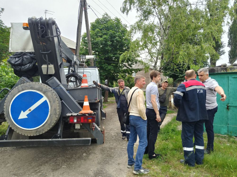 В Кировском внутригородском районе проведены работы по устранению аварийной ситуации В Кировском внутригородском районе проведены работы по устранению аварийной ситуации