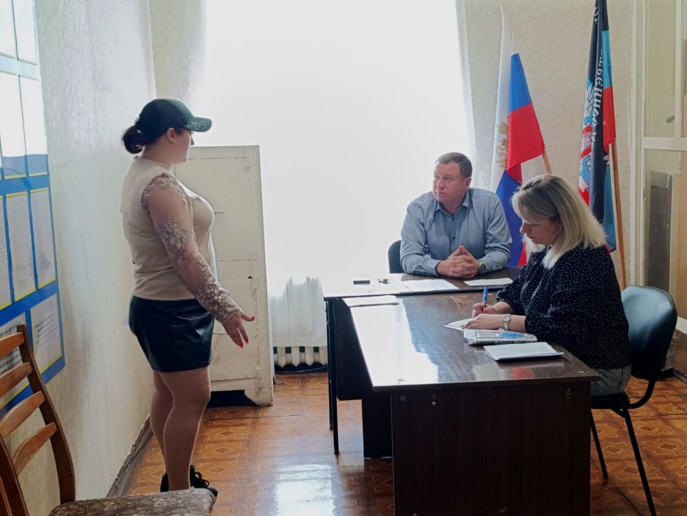Глава Снежного ответил на вопросы жителей Глава Снежного ответил на вопросы жителей