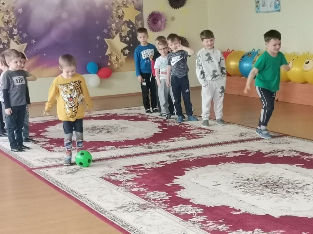 В рамках Недели безопасного лета, при содействии партийного проекта «Крепкая семья», сотрудники отдела опеки и попечительства Администрации Мангушского мунципального округа провели увлекательное игровое занятие с... В рамках Недели безопасного лета, при содействии партийного проекта «Крепкая семья», сотрудники отдела опеки и попечительства Администрации Мангушского мунципального округа провели увлекательное игровое занятие с...