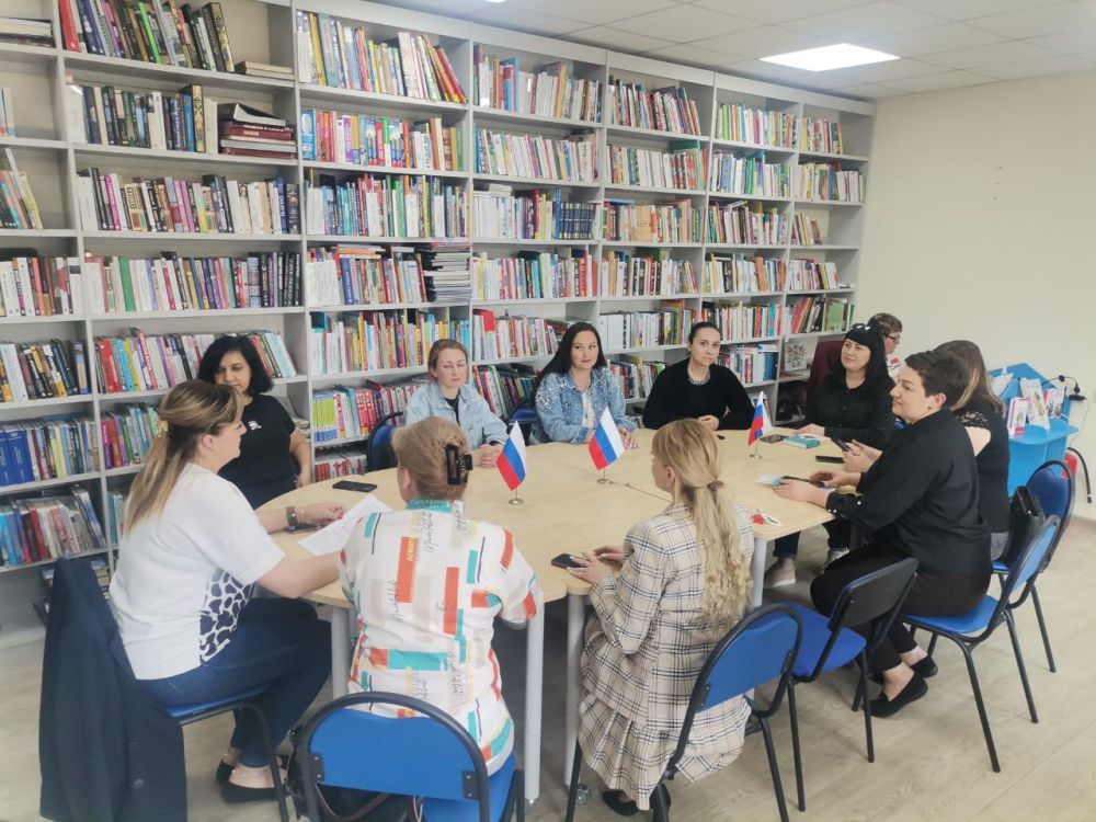 Неделя безопасного лета При содействии партийного проекта «Крепкая семья» Всероссийской политической партии «Единая Россия», сотрудники... Неделя безопасного лета При содействии партийного проекта «Крепкая семья» Всероссийской политической партии «Единая Россия», сотрудники...