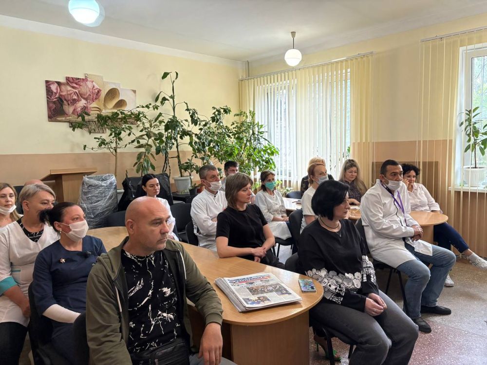 Встречи с трудовым коллективом в Ленинском районе города Донецка продолжаются Встречи с трудовым коллективом в Ленинском районе города Донецка продолжаются