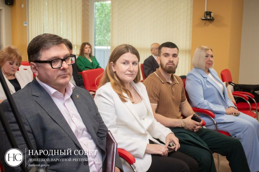 Депутаты выступили на международном форуме, посвященном экологической безопасности Депутаты выступили на международном форуме, посвященном экологической безопасности