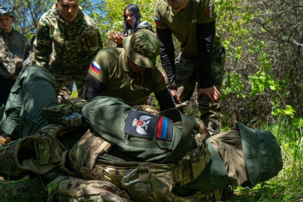 Два республиканских патриотических проекта победили на всероссийском конкурсе грантов от Росмолодежи, обеспечив себе федеральное финансирование Два республиканских патриотических проекта победили на всероссийском конкурсе грантов от Росмолодежи, обеспечив себе федеральное финансирование