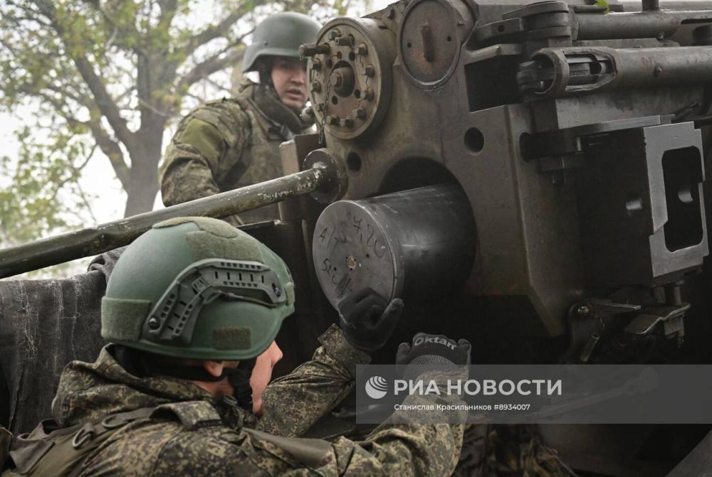Боевая работа расчёта 152-мм самоходной пушки 2С5 «Гиацинт-С» группировки войск «Центр» на Покровском (Красноармейском) направлении Боевая работа расчёта 152-мм самоходной пушки 2С5 «Гиацинт-С» группировки войск «Центр» на Покровском (Красноармейском) направлении
