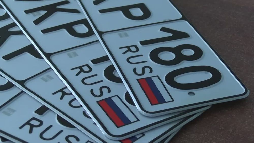 ГАИ призывает граждан заблаговременно произвести замену водительских удостоверений, документов и номерных знаков