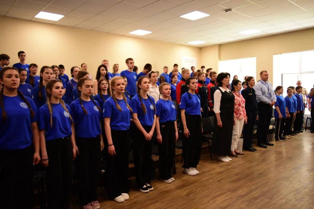 Первый слет школьных спасательных отрядов ДНР объявляется открытым Первый слет школьных спасательных отрядов ДНР объявляется открытым