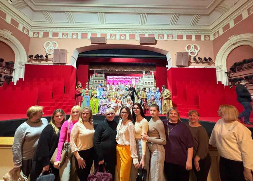 Академия постдипломного педагогического образования Петербурга примет учителей из Мариуполя Академия постдипломного педагогического образования Петербурга примет учителей из Мариуполя