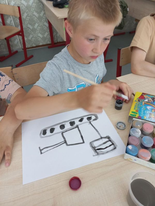 День защиты детей. Накануне праздника ребята ГБОУ "Дмитровская школа" совершили увлекательное "Путешествие в мир интересного" День защиты детей. Накануне праздника ребята ГБОУ "Дмитровская школа" совершили увлекательное "Путешествие в мир интересного"