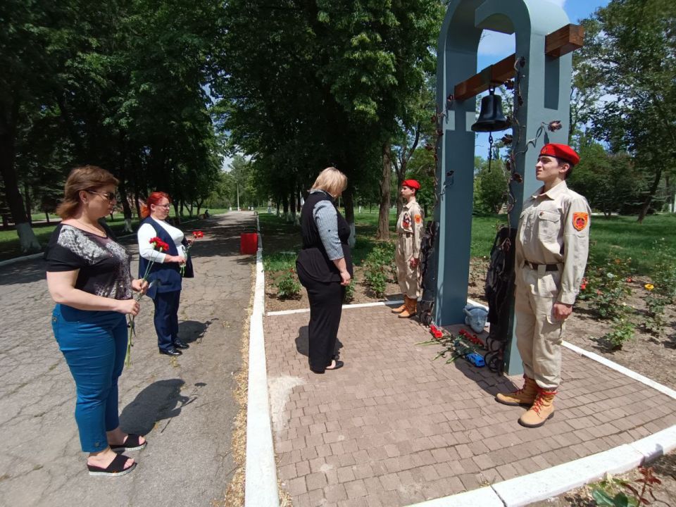 Их жизни забрала война: В Горловке прошла акция «Ангелы Донбасса» Их жизни забрала война: В Горловке прошла акция «Ангелы Донбасса»