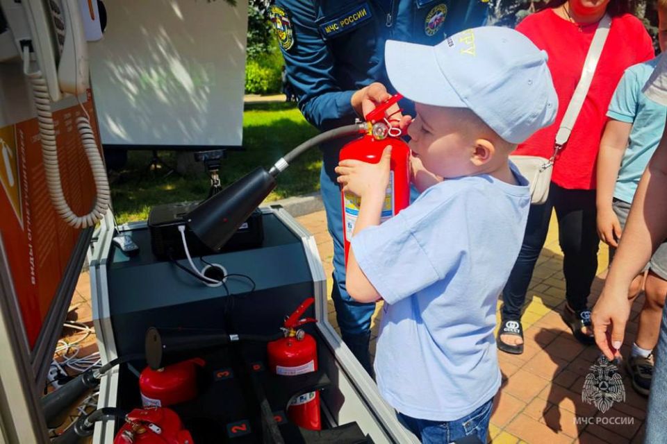 Маленькие герои в мире спасателей Маленькие герои в мире спасателей