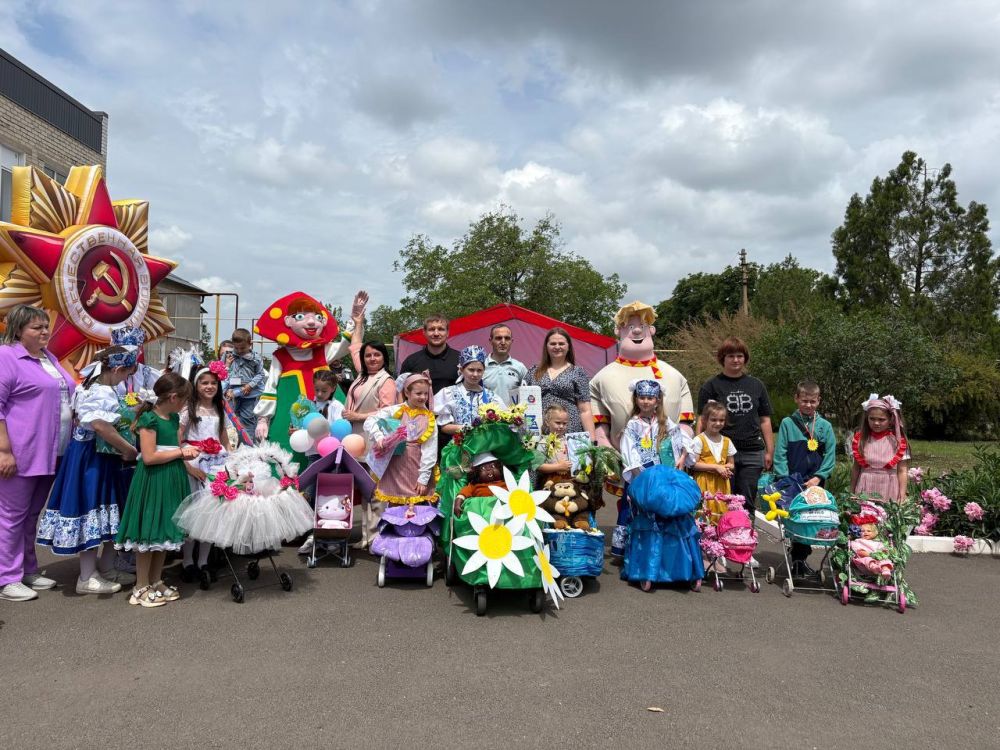 В Прохоровке при поддержке ямальцев прошёл яркий праздник ко Дню защиты детей В Прохоровке при поддержке ямальцев прошёл яркий праздник ко Дню защиты детей