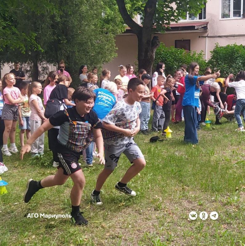 Юные жители левобережья с ОВЗ побывали на детском празднике Юные жители левобережья с ОВЗ побывали на детском празднике