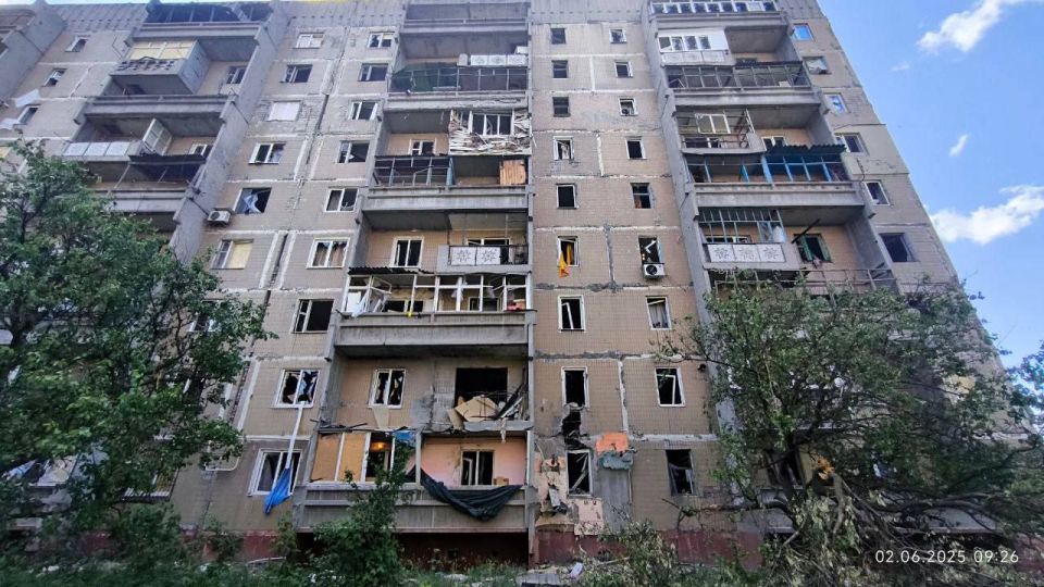 В ходе сегодняшнего обстрела Пантелеймоновки в ДНР вэсэушники использовали американскую РСЗО «Хаймарс» В ходе сегодняшнего обстрела Пантелеймоновки в ДНР вэсэушники использовали американскую РСЗО «Хаймарс»