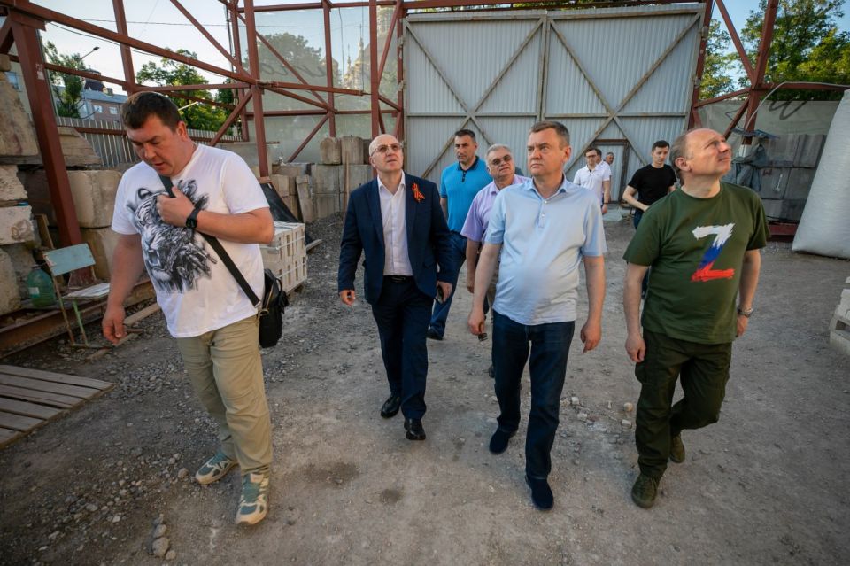 Олег Моргун: Встретил делегацию из Санкт-Петербурга во главе с вице-губернатором Кириллом Поляковым Олег Моргун: Встретил делегацию из Санкт-Петербурга во главе с вице-губернатором Кириллом Поляковым