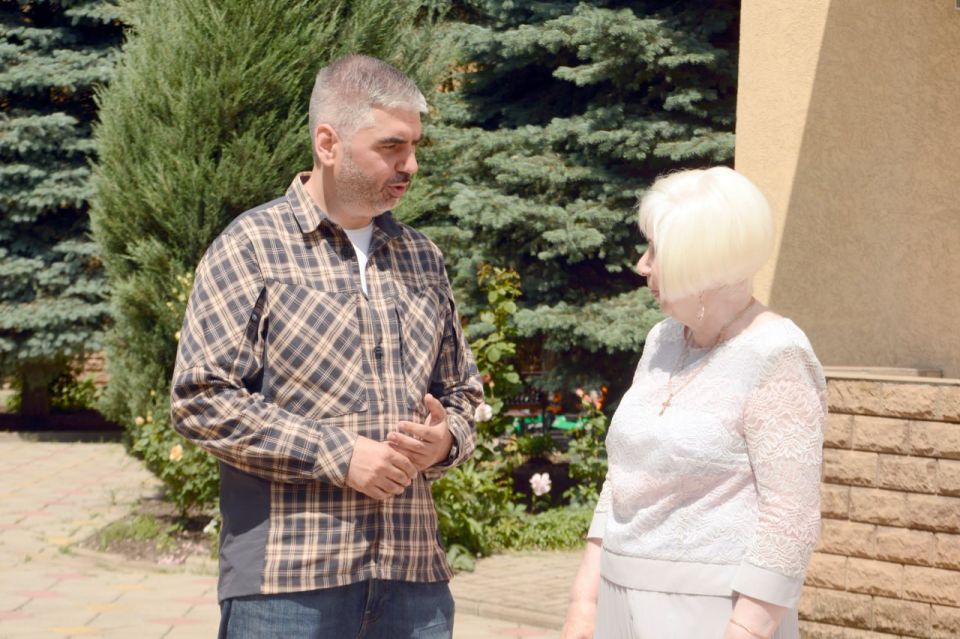 Алексей Дорофеев: В светлый праздник начала лета – День защиты детей – посетил донецкий детский дом «Теремок» Алексей Дорофеев: В светлый праздник начала лета – День защиты детей – посетил донецкий детский дом «Теремок»