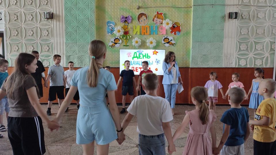 «Пусть всегда будет детство» - праздник ко Дню защиты детей, в рамках партийного проекта "Культура малой Родины" «Пусть всегда будет детство» - праздник ко Дню защиты детей, в рамках партийного проекта "Культура малой Родины"