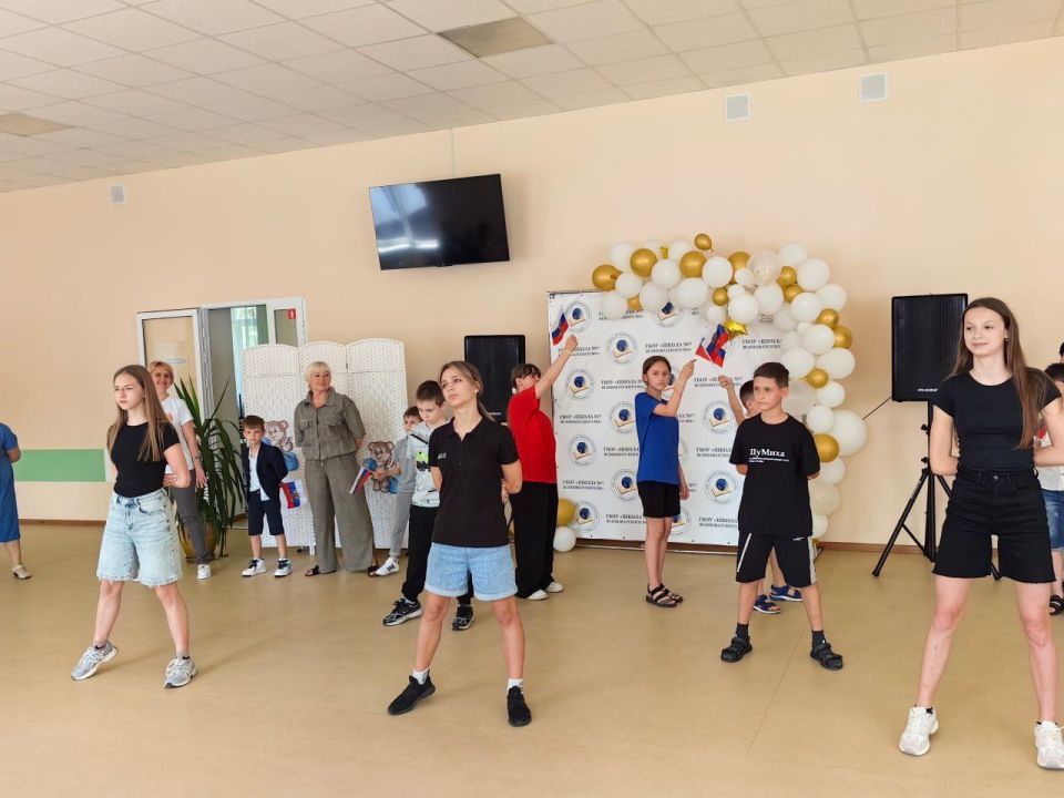 Летние каникулы начинаются с праздника! Именно так они начались для ребят, посещающих летнюю площадку при общеобразовательной школе № 7 Летние каникулы начинаются с праздника! Именно так они начались для ребят, посещающих летнюю площадку при общеобразовательной школе № 7
