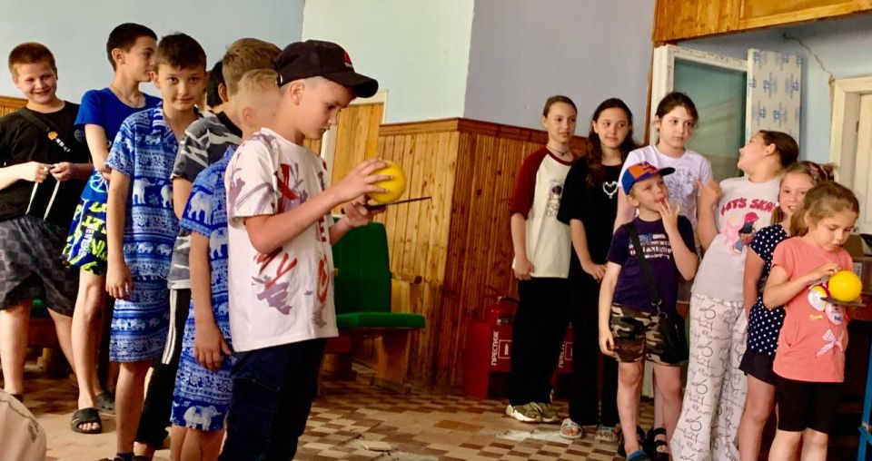 2 июня в Мангушском муниципальном округе стартовали 8 пришкольных лагерей, которые собрали 269 счастливых обучающихся! А также открылись 4 площадки досуга для 82 юных исследователей! 2 июня в Мангушском муниципальном округе стартовали 8 пришкольных лагерей, которые собрали 269 счастливых обучающихся! А также открылись 4 площадки досуга для 82 юных исследователей!