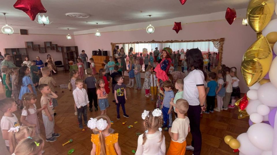 02.06.2025 года в ГКДОУ «Детский сад № 50 «Лелея» прошел замечательный праздник «Здравствуй лето!», посвященный Дню защиты детей 02.06.2025 года в ГКДОУ «Детский сад № 50 «Лелея» прошел замечательный праздник «Здравствуй лето!», посвященный Дню защиты детей
